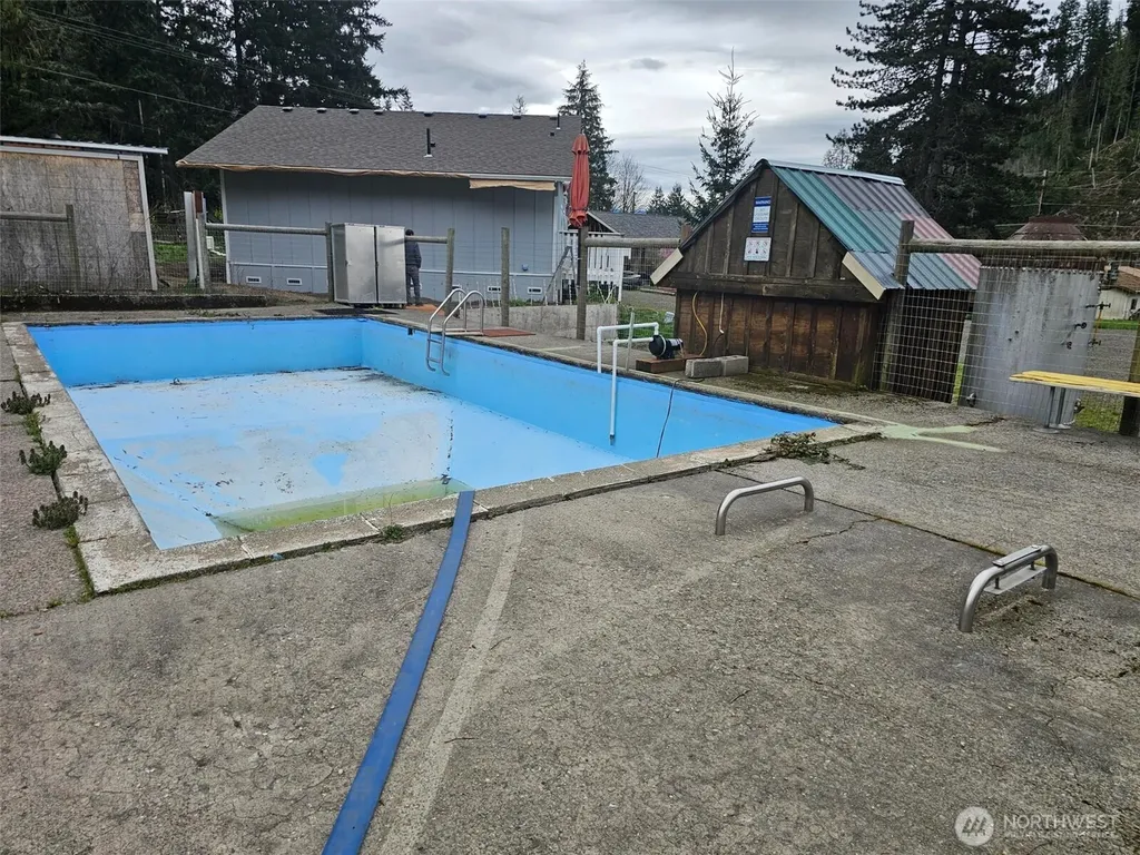 113 Leroy Road Randle WA 98377