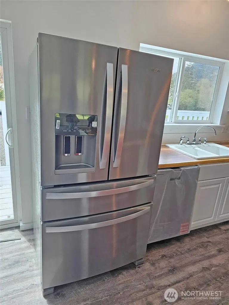 113 Leroy Road Randle WA 98377