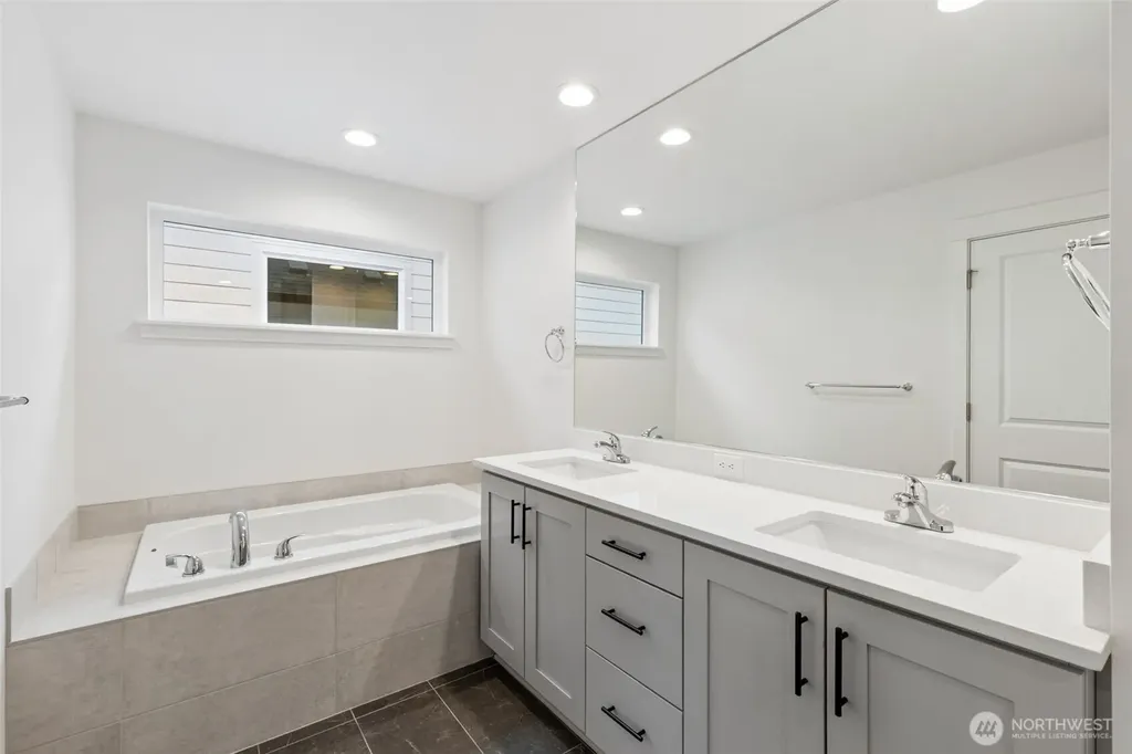 14523 204th Avenue E Bonney Lake WA 98391