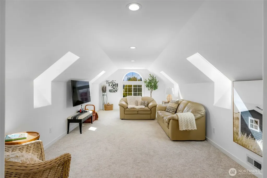 548 Sunrise Drive Lynden WA 98264