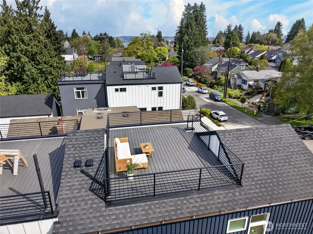 2931 39th Avenue SW Seattle WA 98116