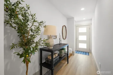 2931 39th Avenue SW Seattle WA 98116