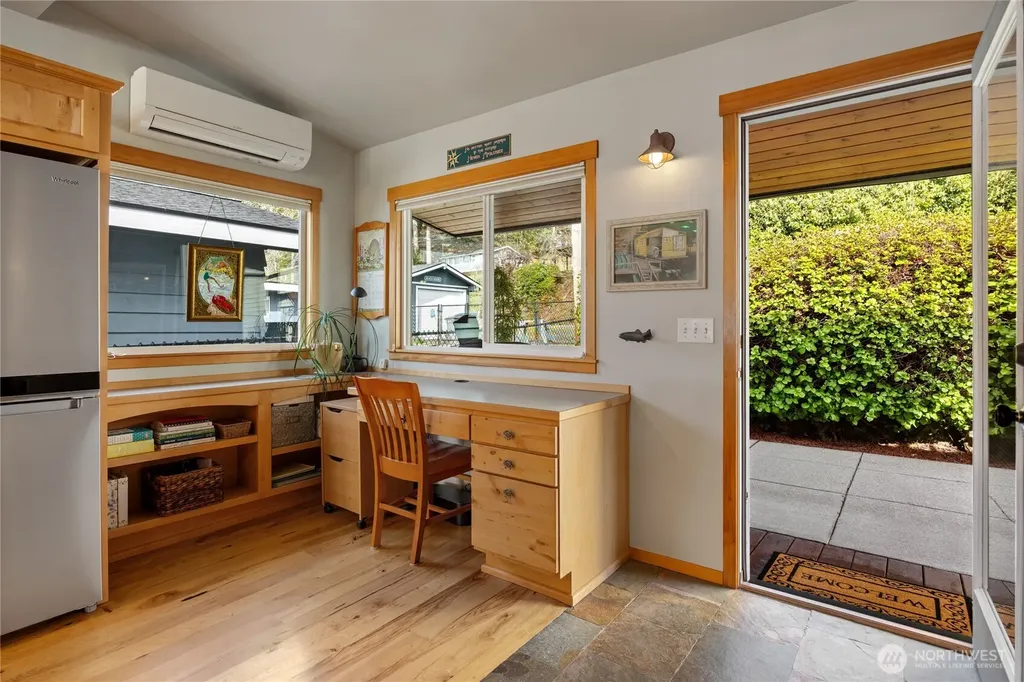 18511 NE North Shore Road Tahuya WA 98588
