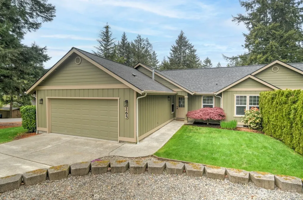 265 SE Valley View Way Chehalis WA 98532