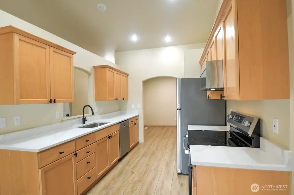 265 SE Valley View Way Chehalis WA 98532