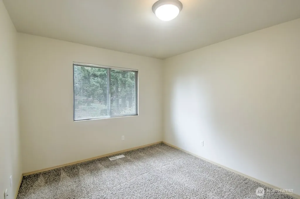 265 SE Valley View Way Chehalis WA 98532