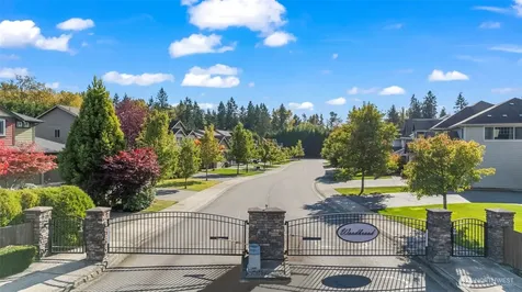 13724 96th Avenue E Puyallup WA 98373