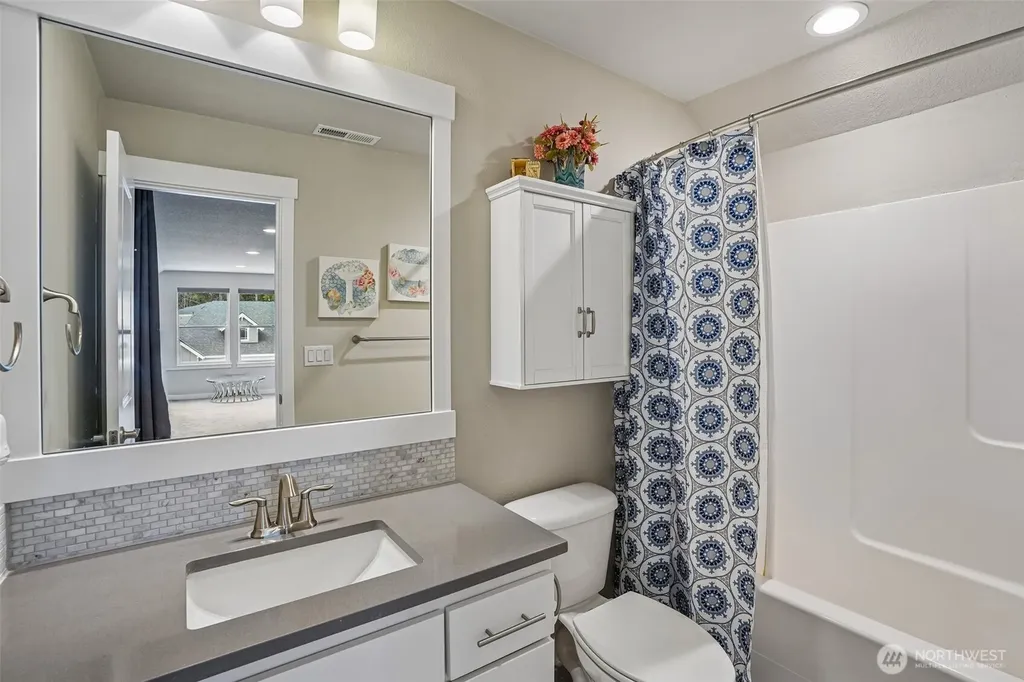 7600 NE 176th Avenue Vancouver WA 98682