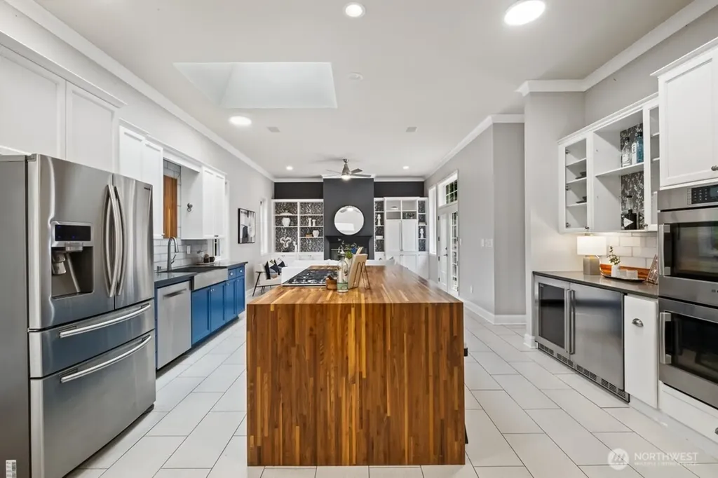 17247 SE 54th Place Bellevue WA 98006