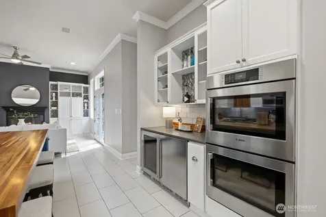 17247 SE 54th Place Bellevue WA 98006