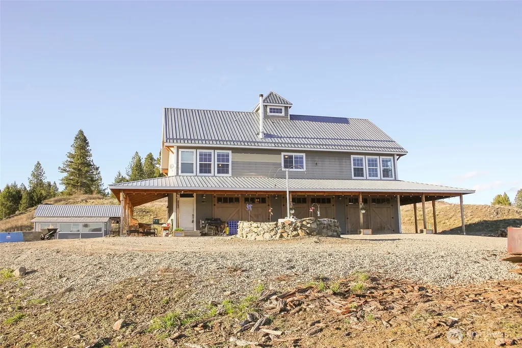 299 Vulcan Mountain Road Curlew WA 99118