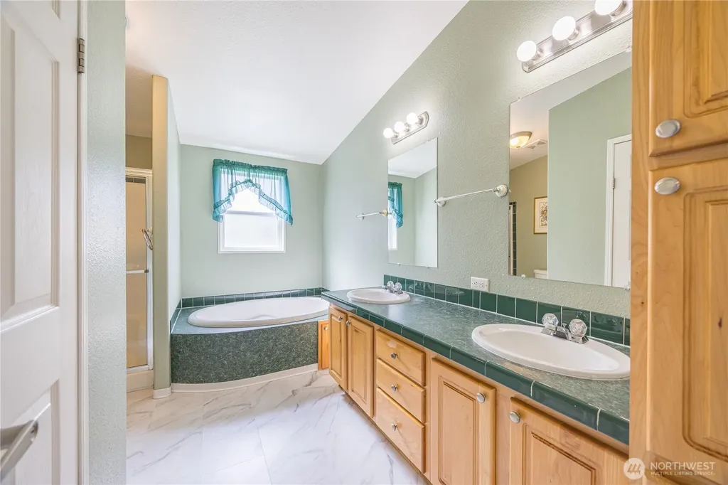 122 Derrick Road Port Angeles WA 98362