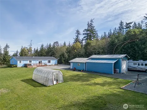 122 Derrick Road Port Angeles WA 98362