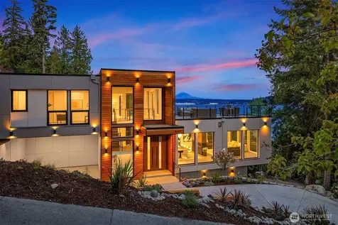 8243 W Mercer Way Mercer Island WA 98040