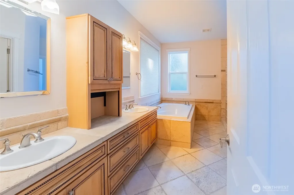 724 Alma Lane SE Olympia WA 98513