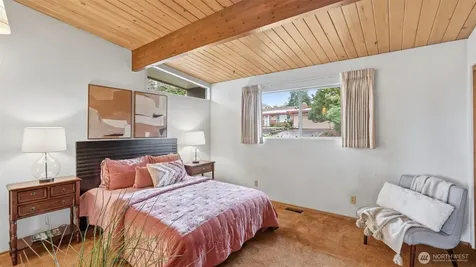 1401 Lincoln Avenue NE Renton WA 98056