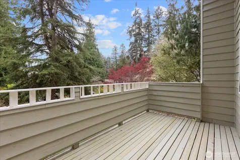 16220 197th Avenue NE Woodinville WA 98077