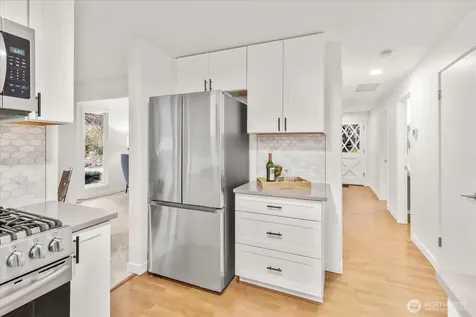 16220 197th Avenue NE Woodinville WA 98077