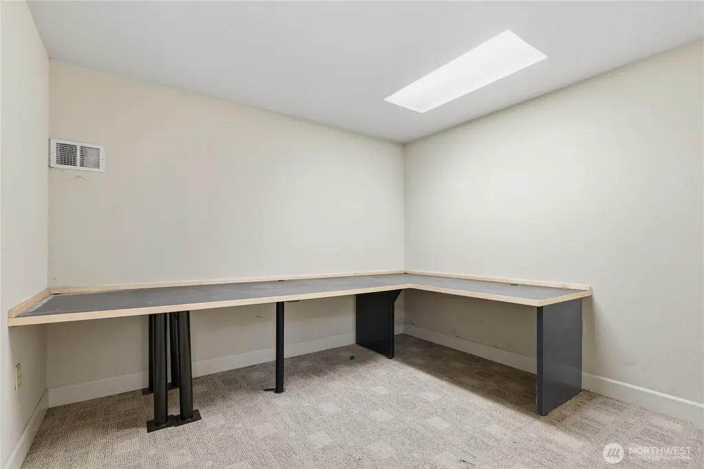 2602 Grand Avenue Everett WA 98201