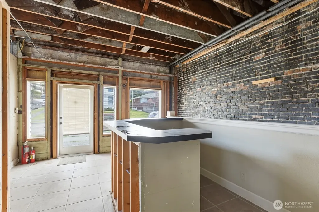 2602 Grand Avenue Everett WA 98201