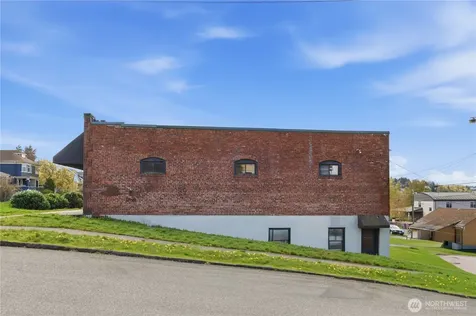 2602 Grand Avenue Everett WA 98201