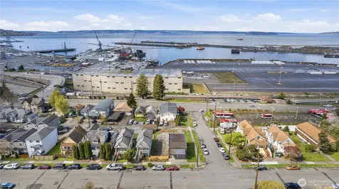 2602 Grand Avenue Everett WA 98201