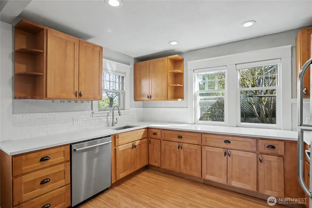 819 Midway Avenue NW Olympia WA 98502