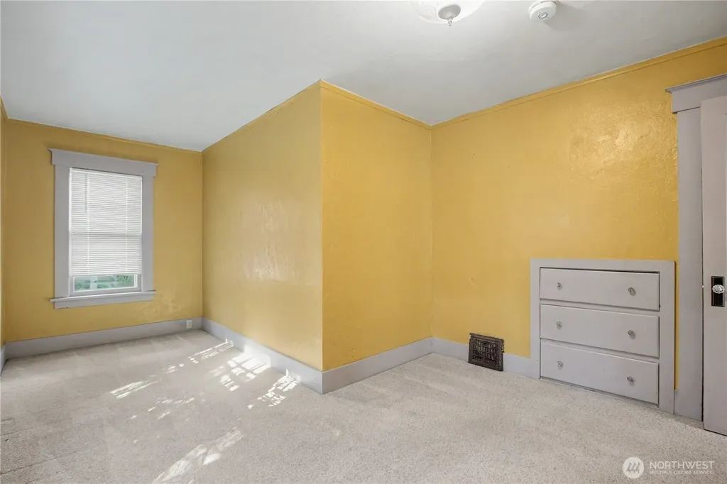 819 Midway Avenue NW Olympia WA 98502