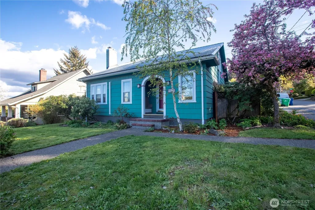 819 Midway Avenue NW Olympia WA 98502