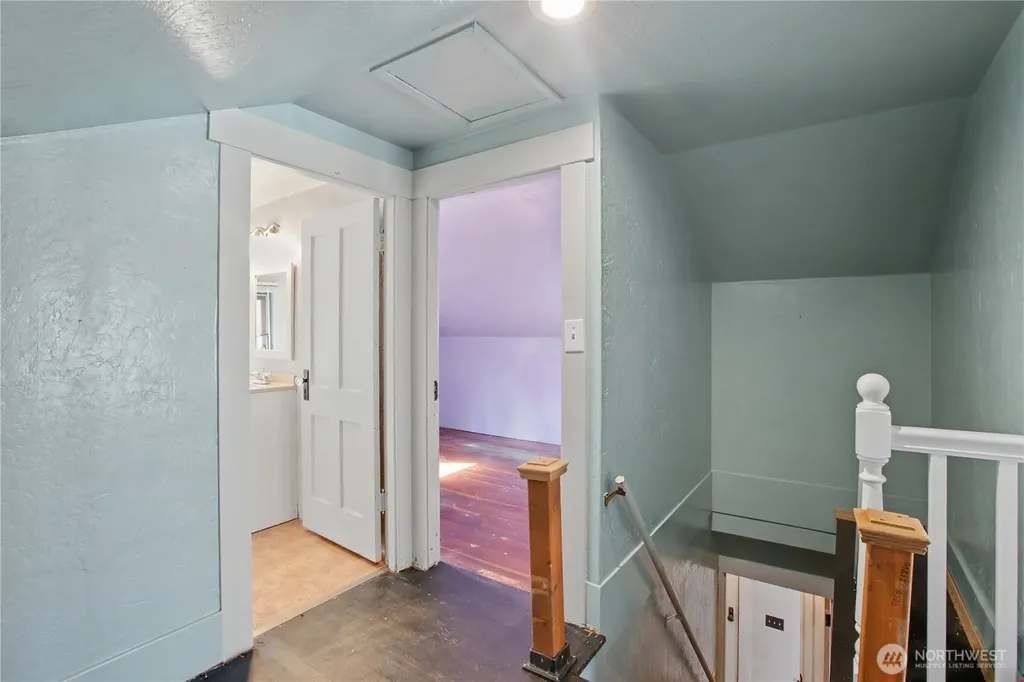 819 Midway Avenue NW Olympia WA 98502