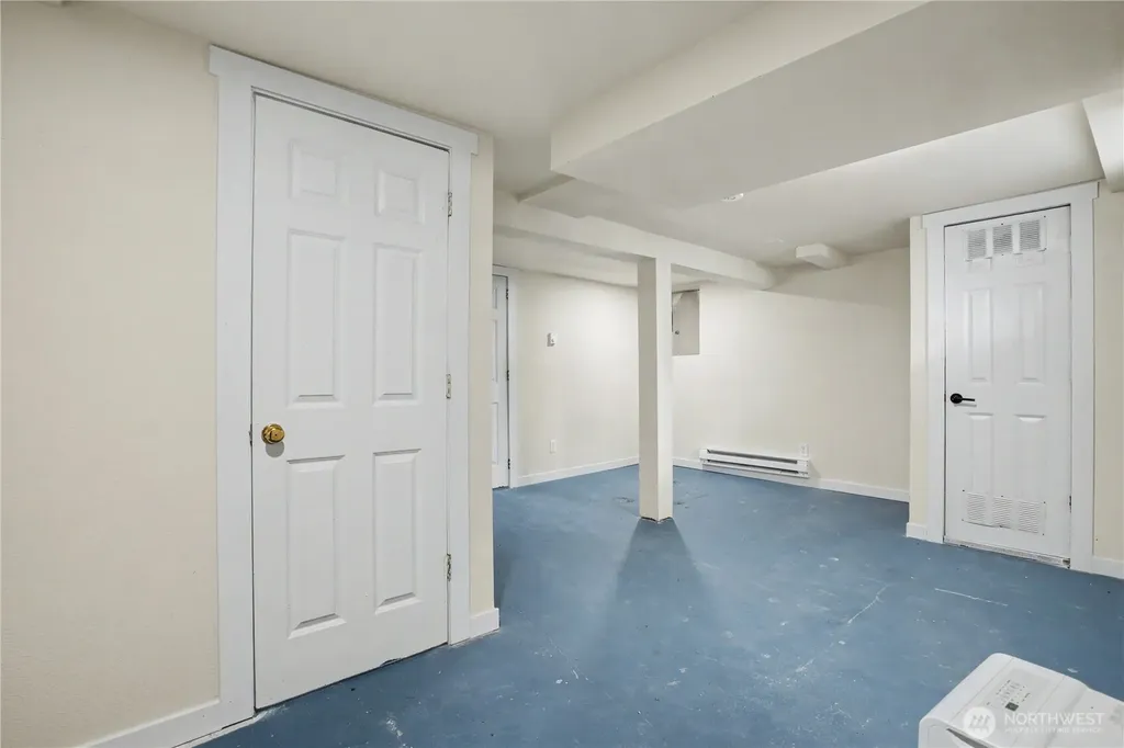 819 Midway Avenue NW Olympia WA 98502