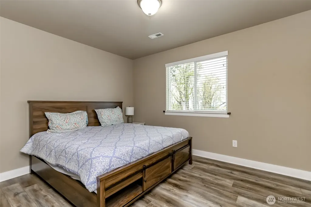 20531 SE 258th Place Covington WA 98042