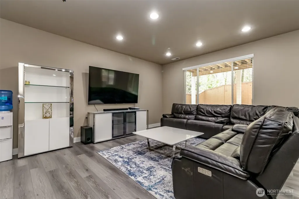 20531 SE 258th Place Covington WA 98042