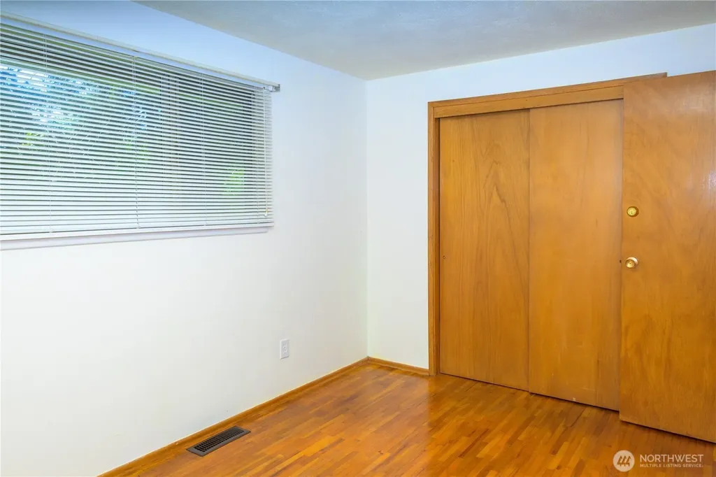 5304 108th Street SW Lakewood WA 98499