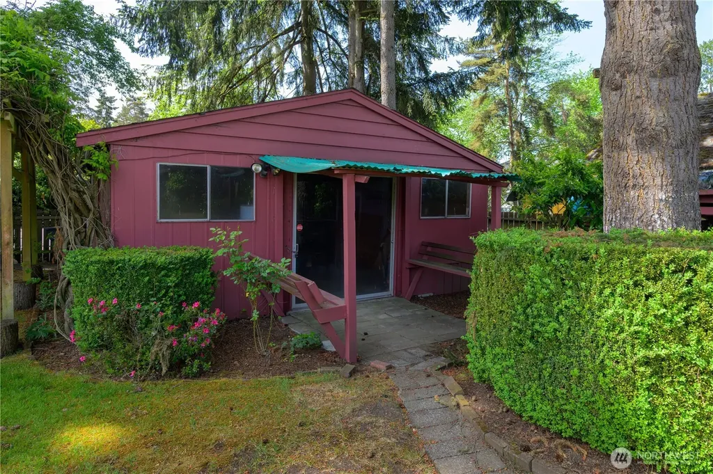5304 108th Street SW Lakewood WA 98499