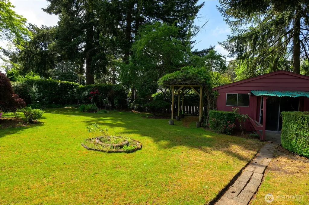 5304 108th Street SW Lakewood WA 98499