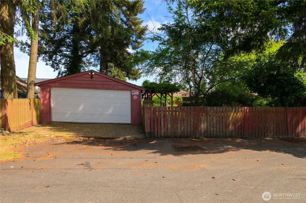 5304 108th Street SW Lakewood WA 98499