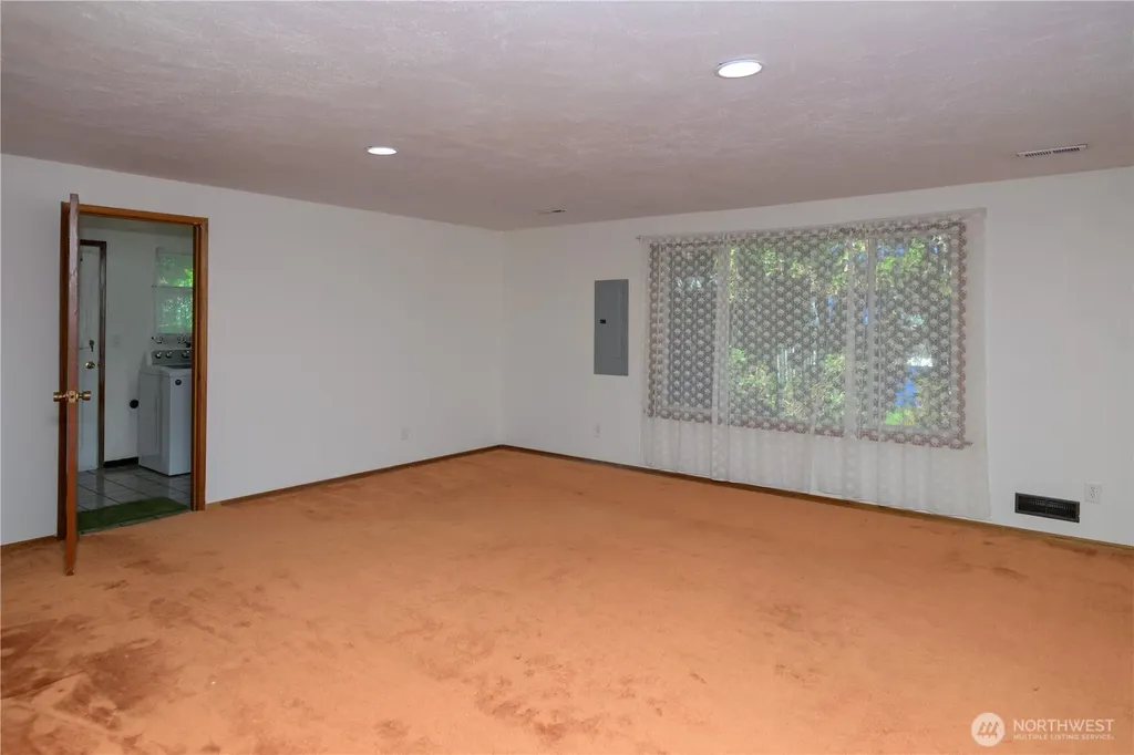 5304 108th Street SW Lakewood WA 98499