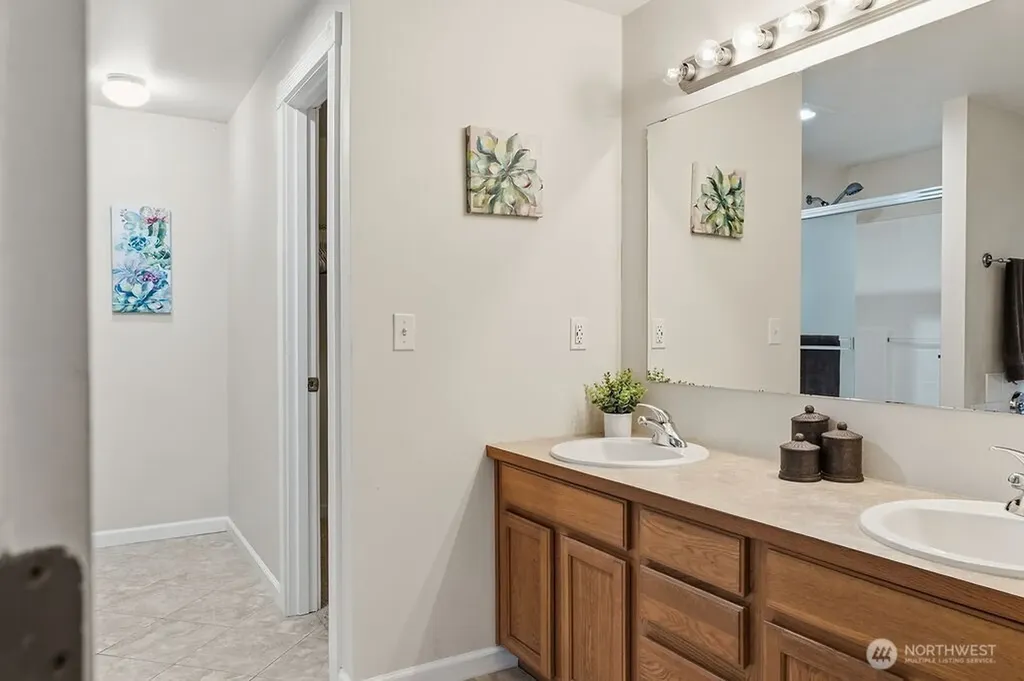496 Pleasant Drive Bremerton WA 98312
