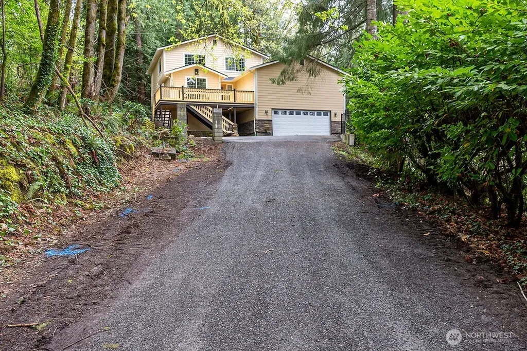496 Pleasant Drive Bremerton WA 98312