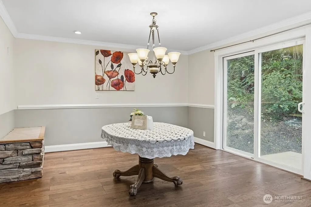 496 Pleasant Drive Bremerton WA 98312