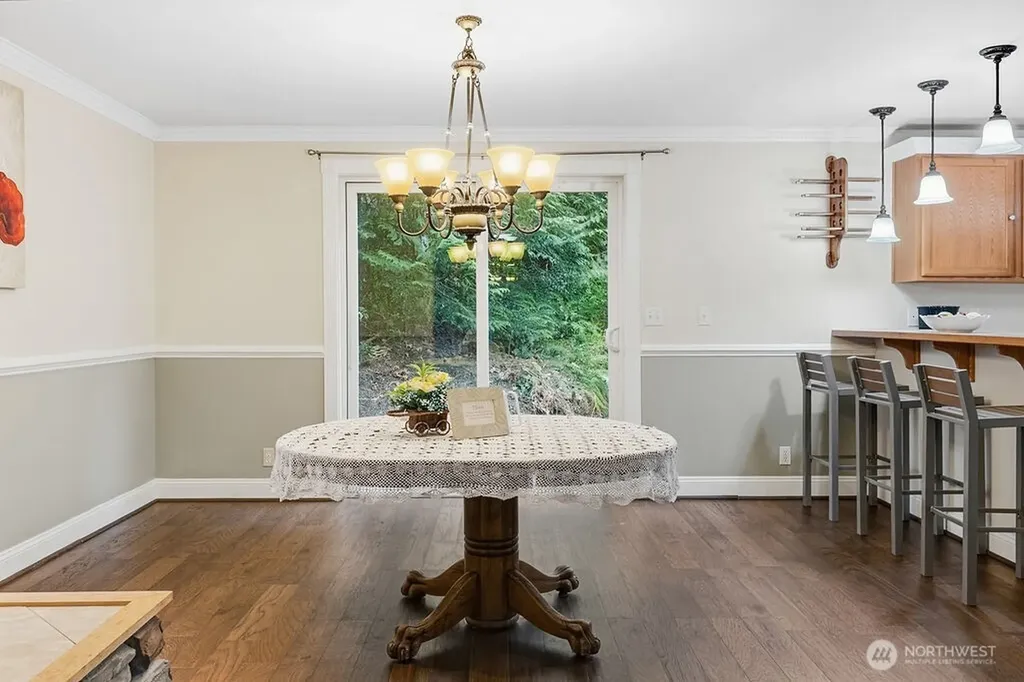 496 Pleasant Drive Bremerton WA 98312