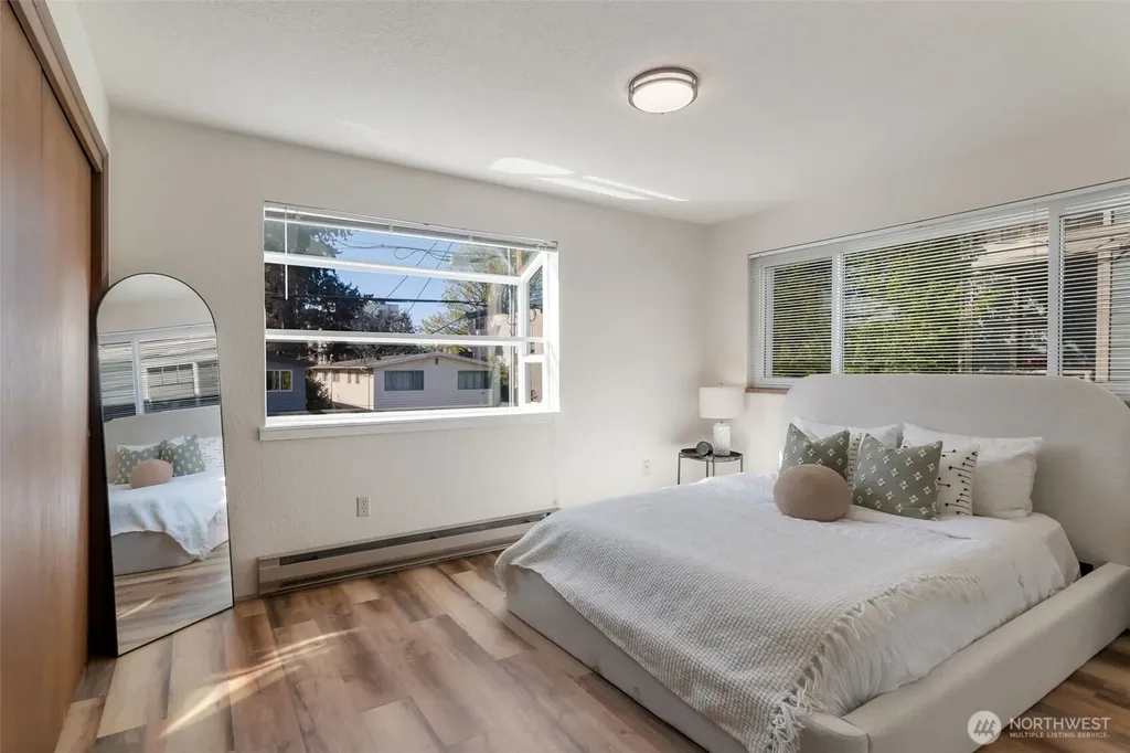 1722 NW 58th Street Seattle WA 98107