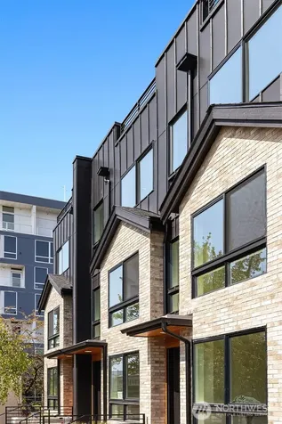 942 NW 54th Street Seattle WA 98107