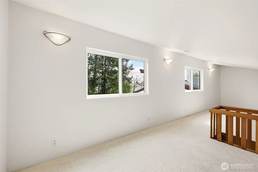 12311 87th Court NE Kirkland WA 98034