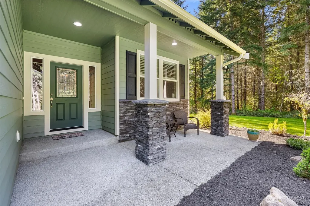 27002 166th Street E Buckley WA 98321