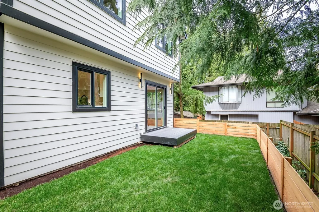 12646 NE 80th Street Kirkland WA 98033