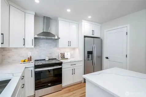 12646 NE 80th Street Kirkland WA 98033