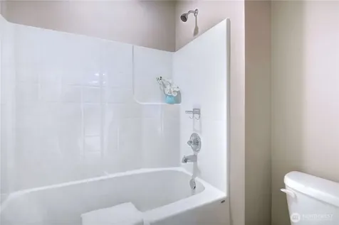 4117 177 Place SE Bothell WA 98012