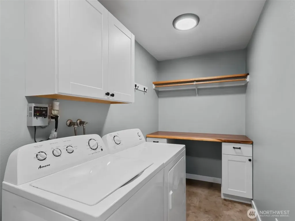 20110 Rainy Lane SW Rochester WA 98579